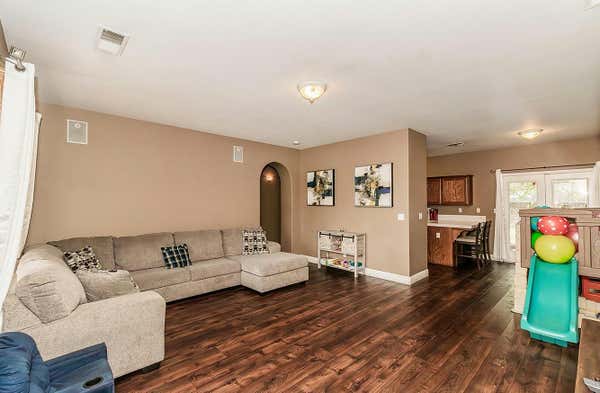 647 W NEVADA ST, KINGSBURG, CA 93631 - Image 1