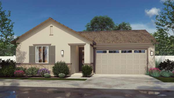 1176 ROYALTY WAY W, MADERA, CA 93636 - Image 1