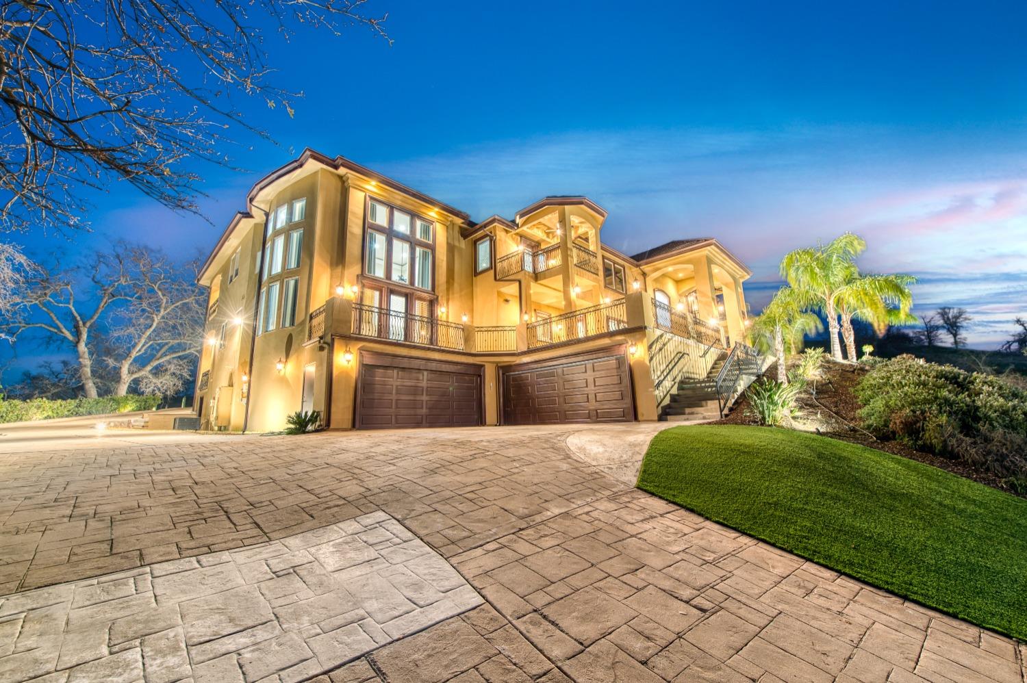 Friant, California, 93626, United States, 7 Bedrooms Bedrooms, ,7 BathroomsBathrooms,Residential,Active,1952490