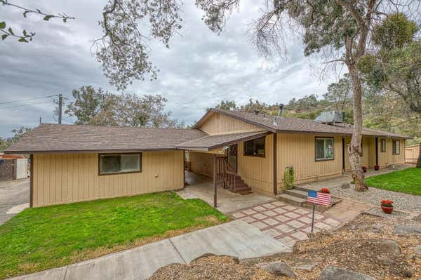 35883 DOUGLAS RD N, COARSEGOLD, CA 93614, photo 4 of 62