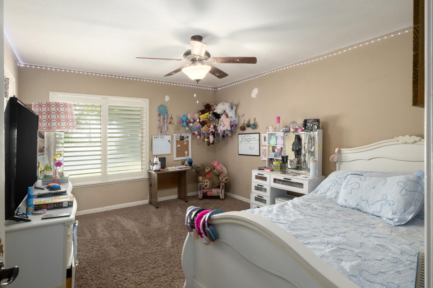 Selma, California, 93662, United States, 3 Bedrooms Bedrooms, ,3 BathroomsBathrooms,Residential,Active,2052138