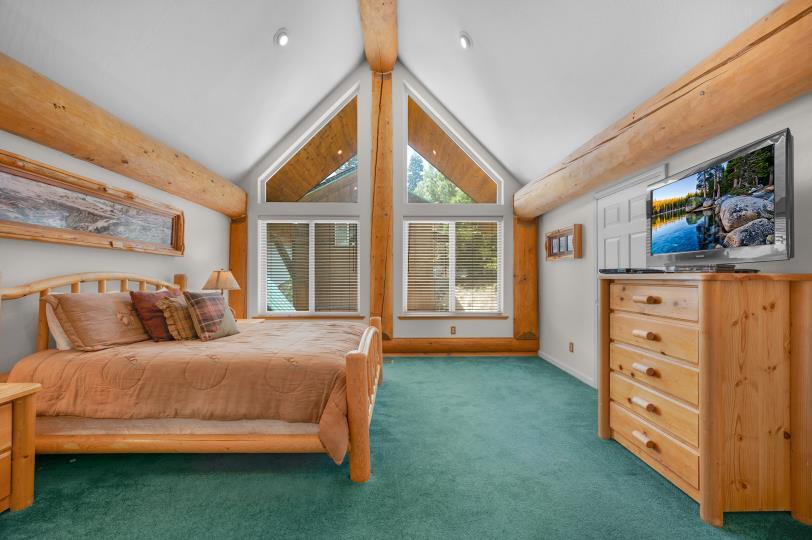 Lakeshore, California, 93634, United States, 3 Bedrooms Bedrooms, ,3 BathroomsBathrooms,Residential,Active,1844543