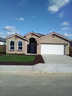 15890 W DYLAN AVE, KERMAN, CA 93630 - Image 1