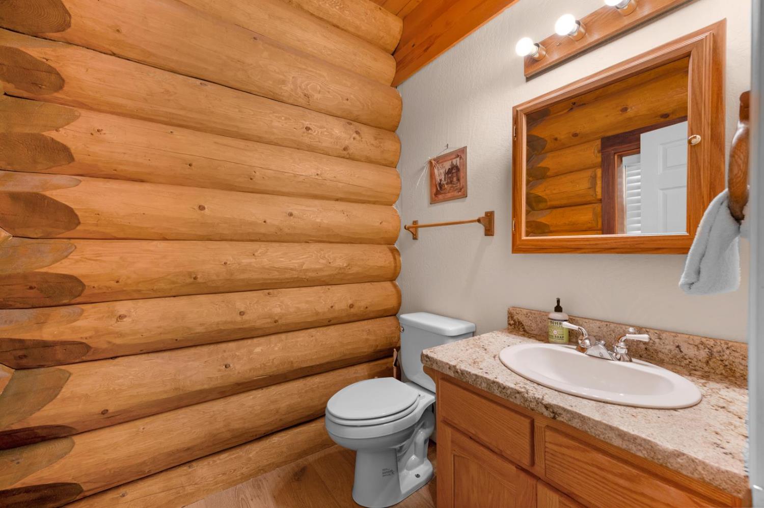 Lakeshore, California, 93634, United States, 3 Bedrooms Bedrooms, ,3 BathroomsBathrooms,Residential,Active,1844543