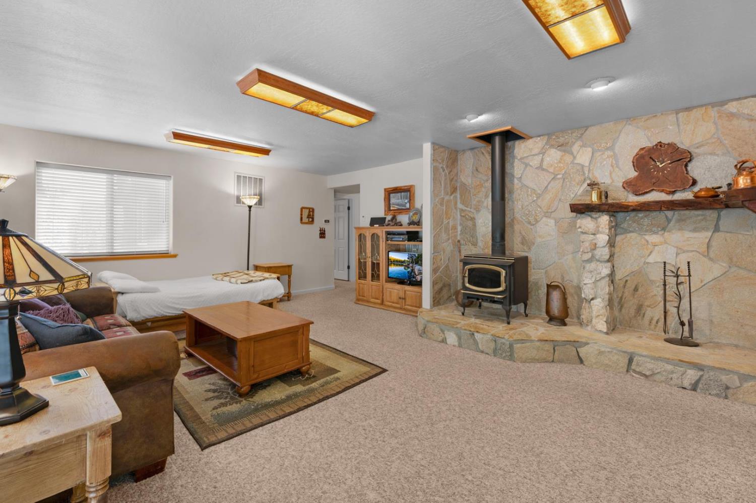 Lakeshore, California, 93634, United States, 3 Bedrooms Bedrooms, ,3 BathroomsBathrooms,Residential,Active,1844543