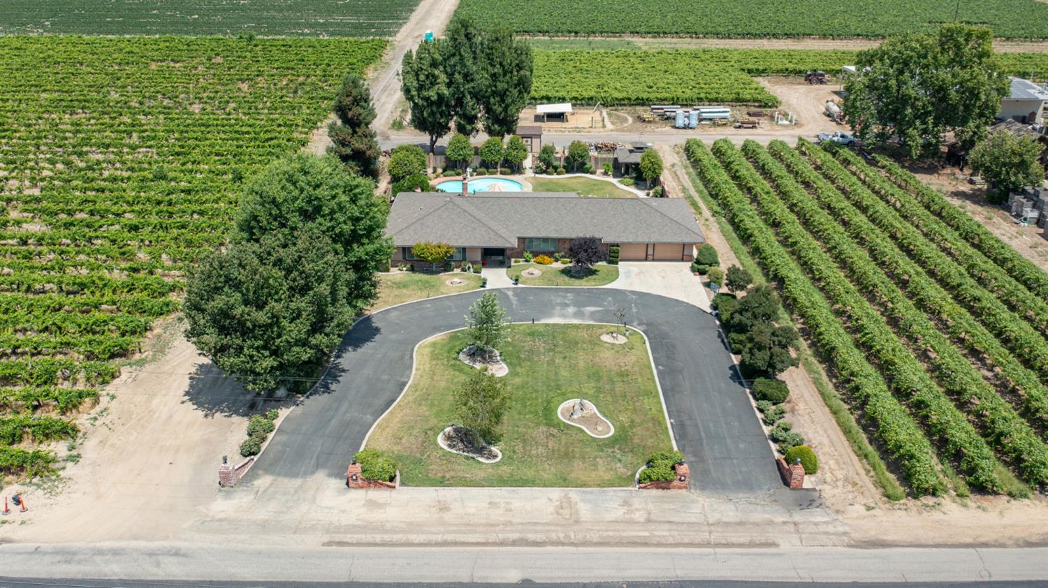 Selma, California, 93662, United States, 3 Bedrooms Bedrooms, ,3 BathroomsBathrooms,Residential,Active,2052138