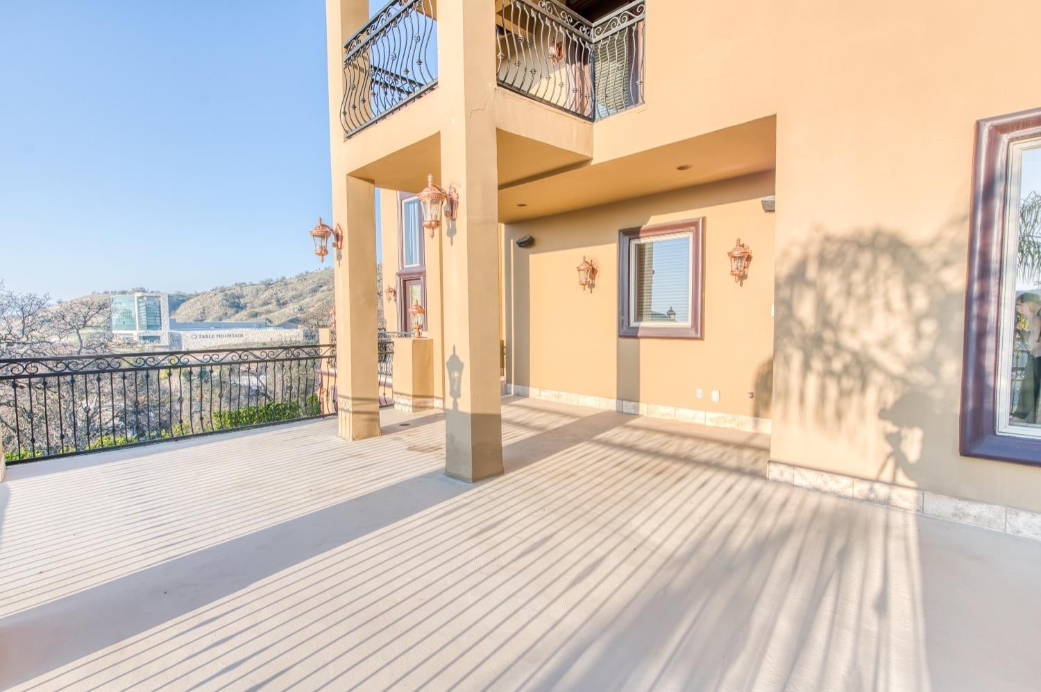 Friant, California, 93626, United States, 7 Bedrooms Bedrooms, ,7 BathroomsBathrooms,Residential,Active,1952490