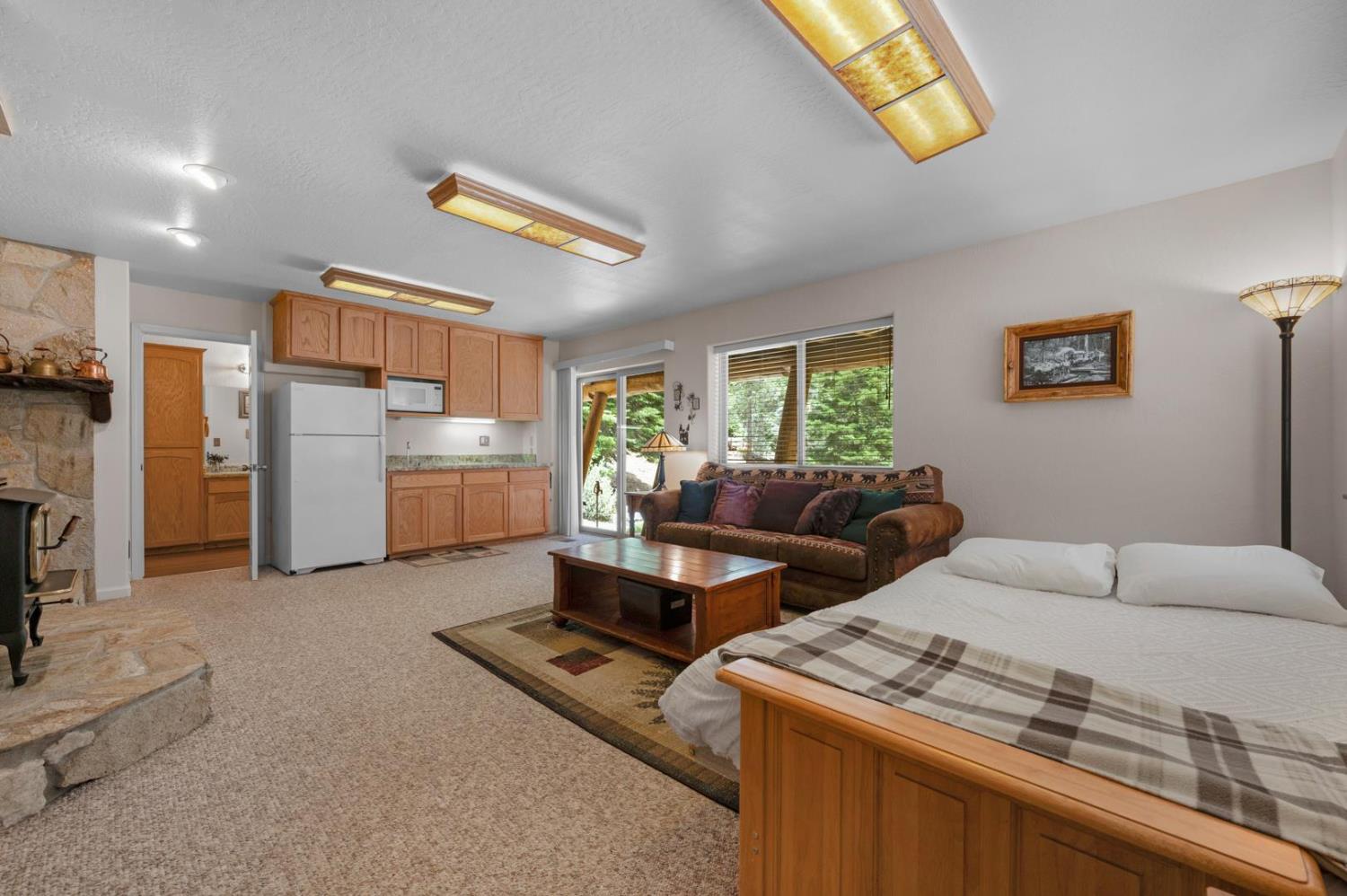 Lakeshore, California, 93634, United States, 3 Bedrooms Bedrooms, ,3 BathroomsBathrooms,Residential,Active,1844543