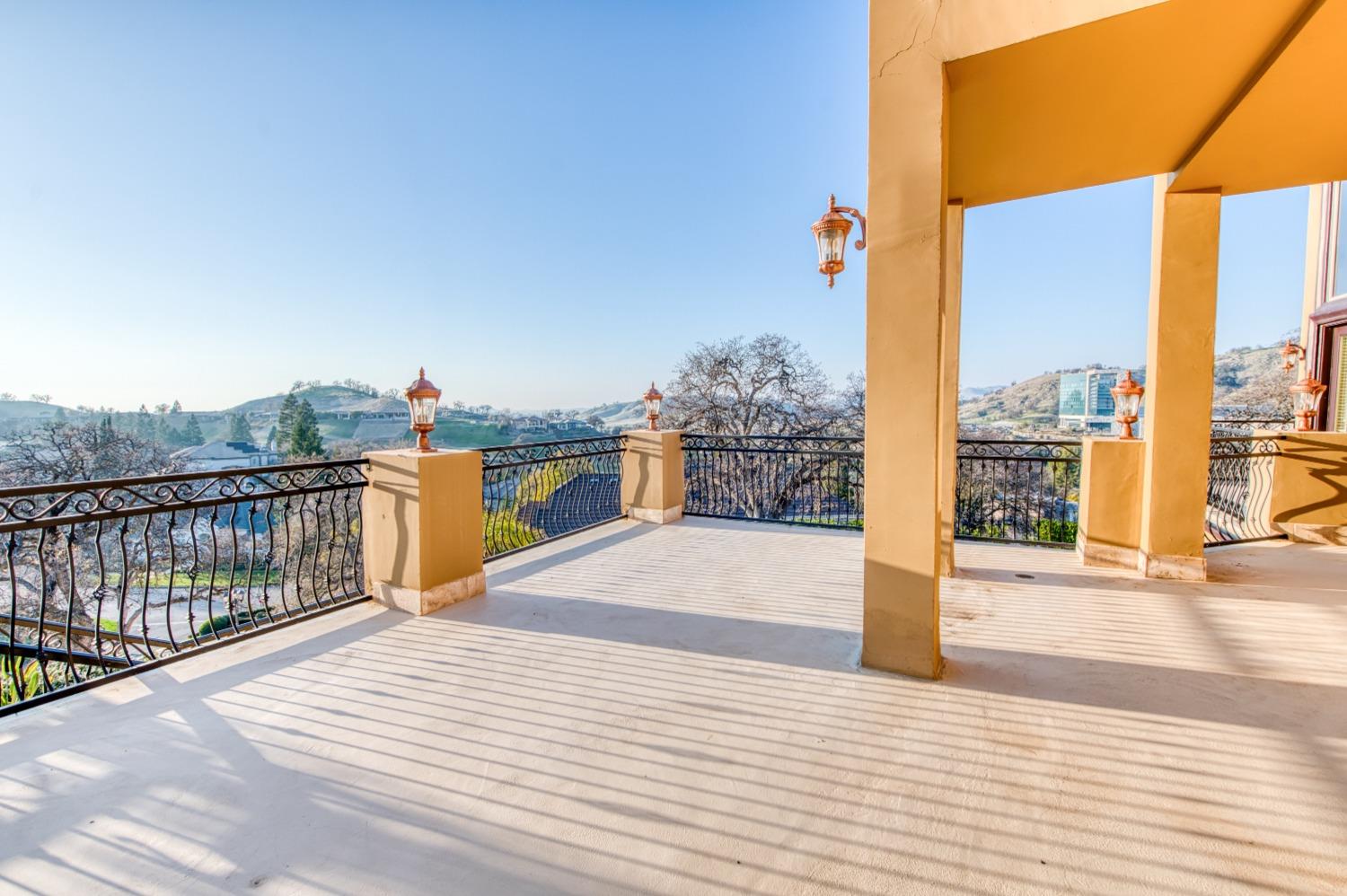 Friant, California, 93626, United States, 7 Bedrooms Bedrooms, ,7 BathroomsBathrooms,Residential,Active,1952490