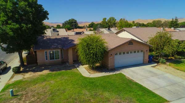 115 BOARDAGARY LN, COALINGA, CA 93210, photo 3 of 15