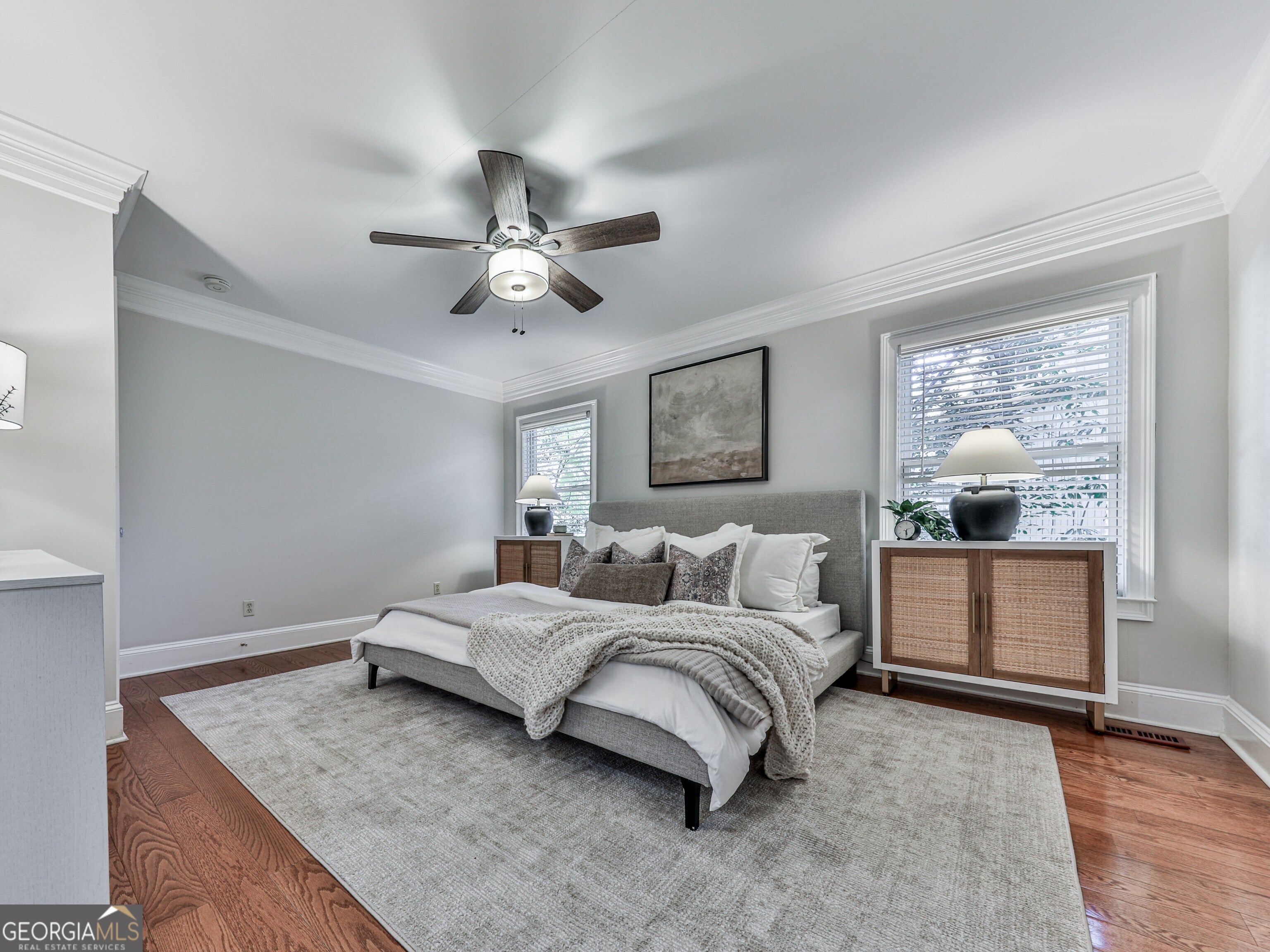 Atlanta, Georgia, 30305, United States, 5 Bedrooms Bedrooms, ,6 BathroomsBathrooms,Residential,Active,1988420