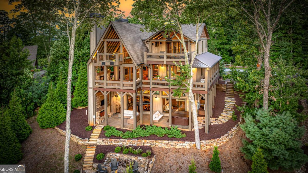 Blue Ridge, Georgia, 30513, United States, 4 Bedrooms Bedrooms, ,4 BathroomsBathrooms,Residential,Active,1905085