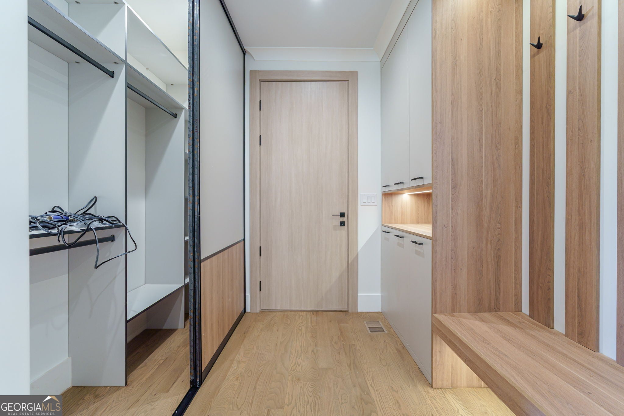 Cumming, Georgia, 30041, United States, 4 Bedrooms Bedrooms, ,4 BathroomsBathrooms,Residential,Active,1969675