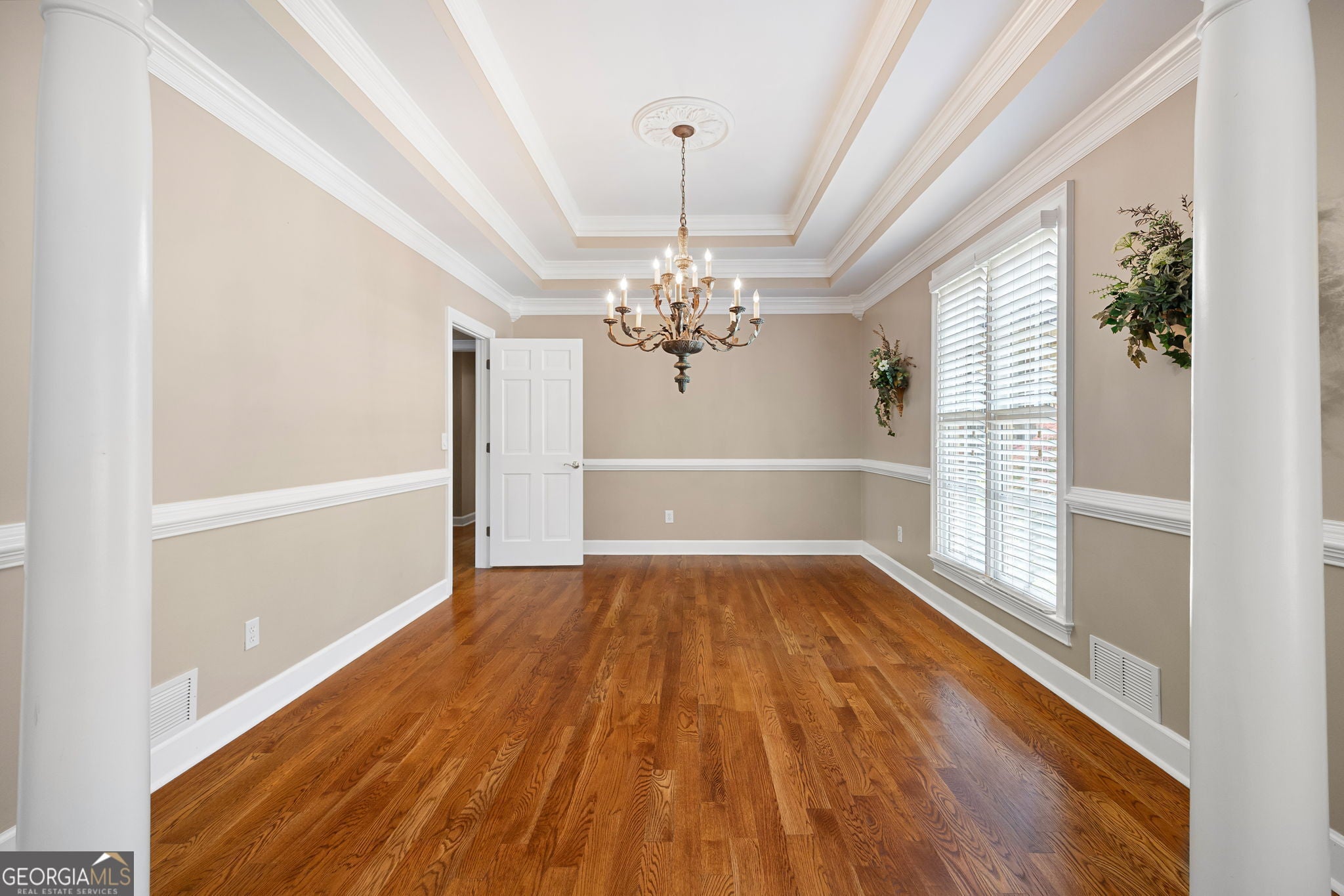 Kennesaw, Georgia, 30152, United States, 6 Bedrooms Bedrooms, ,10 BathroomsBathrooms,Residential,Active,2051971