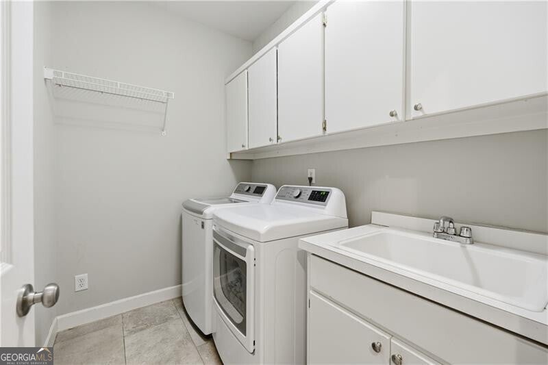 Johns Creek, Georgia, 30097, United States, 4 Bedrooms Bedrooms, ,5 BathroomsBathrooms,Residential,Active,2006832