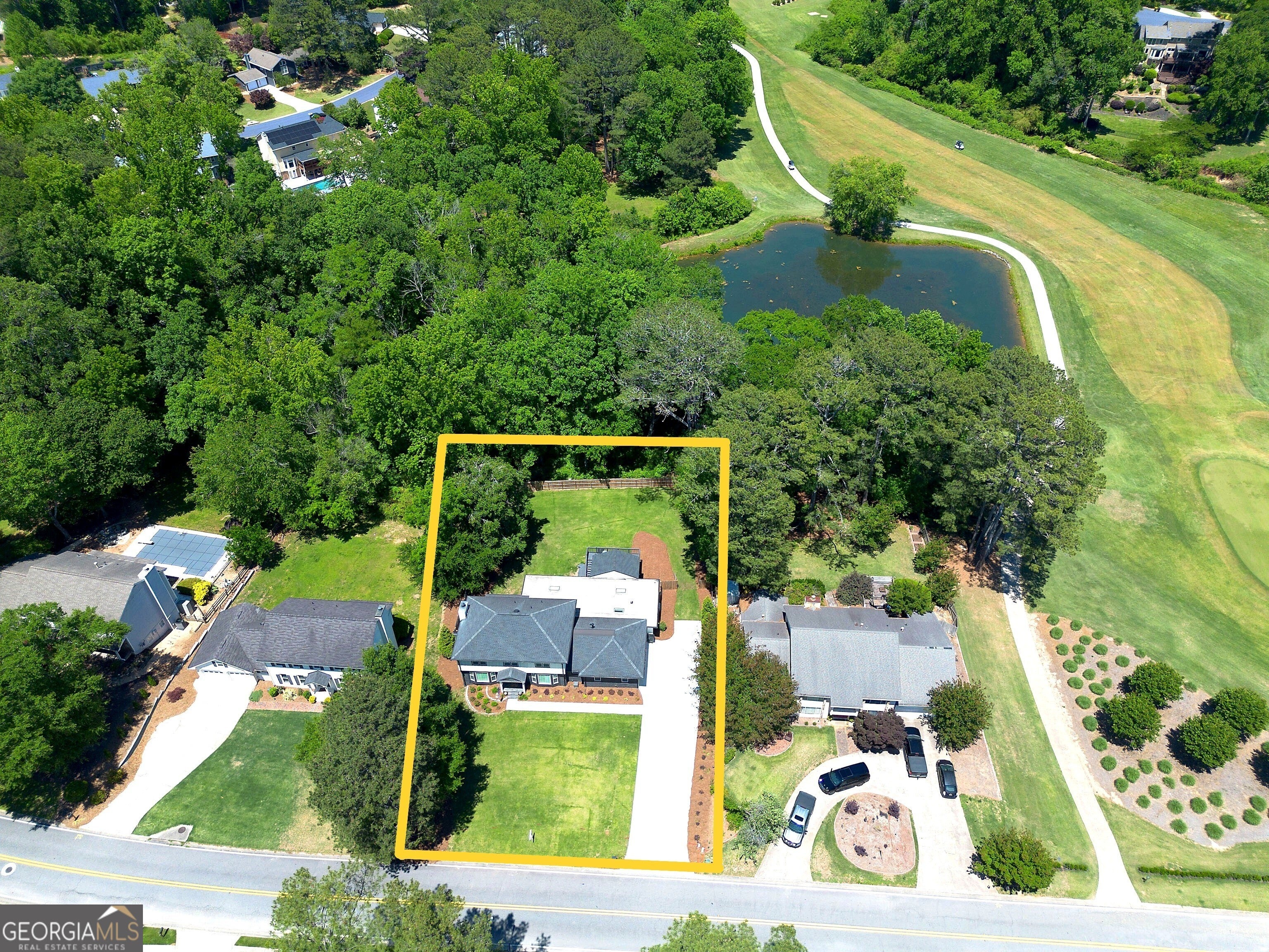 Marietta, Georgia, 30068, United States, 6 Bedrooms Bedrooms, ,5 BathroomsBathrooms,Residential,Active,2044581