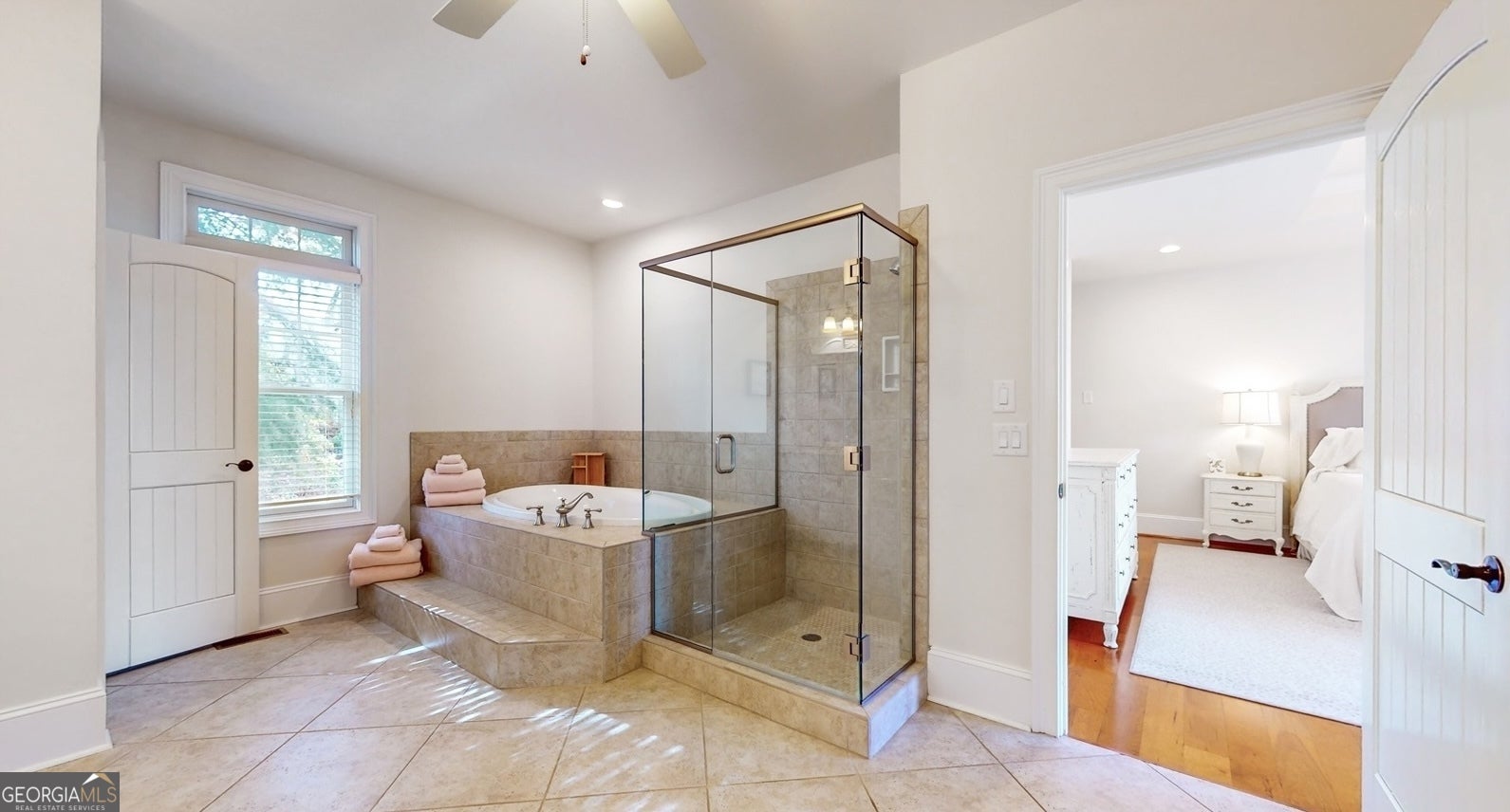 Hiawassee, Georgia, 30546, United States, 8 Bedrooms Bedrooms, ,6 BathroomsBathrooms,Residential,Active,1821963