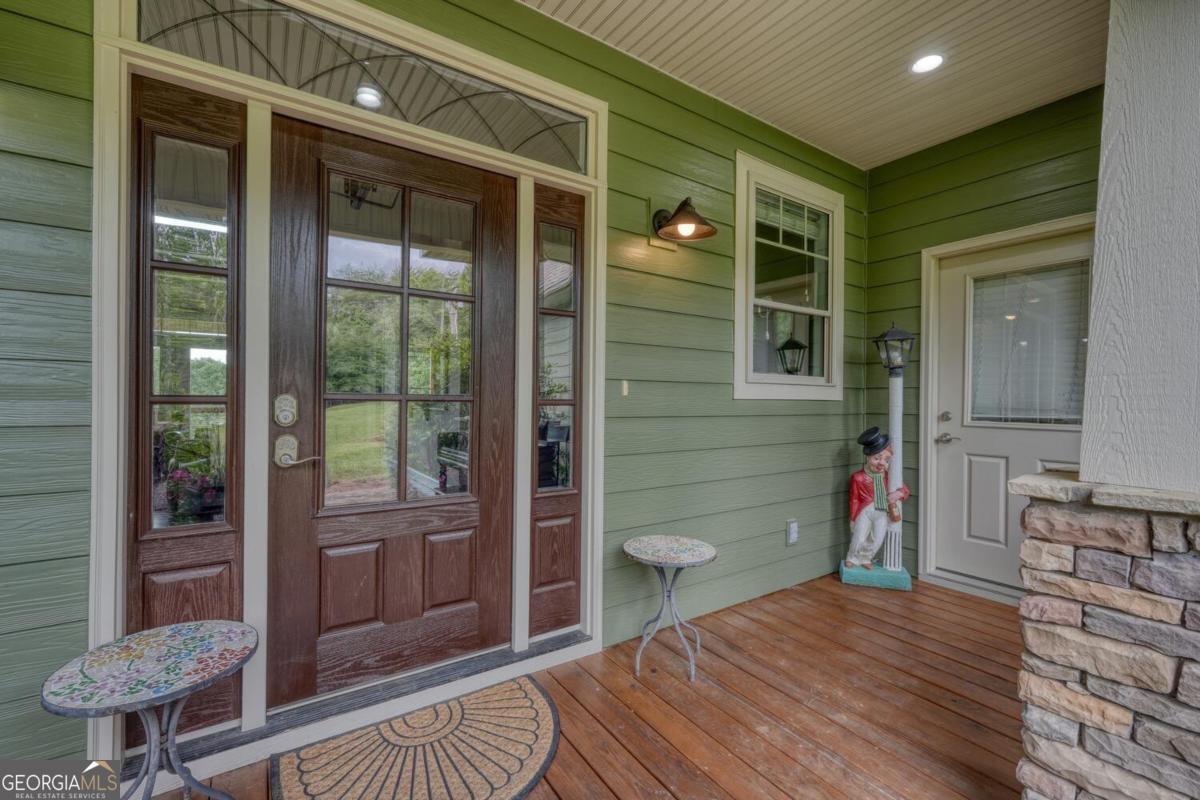 Blairsville, Georgia, 30512, United States, ,4 BathroomsBathrooms,Residential,Active,1852664