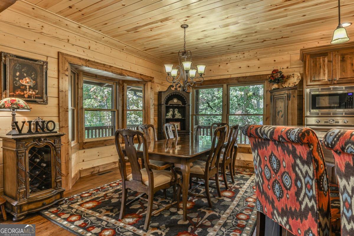 Talking Rock, Georgia, 30175, United States, 5 Bedrooms Bedrooms, ,5 BathroomsBathrooms,Residential,Active,1960178