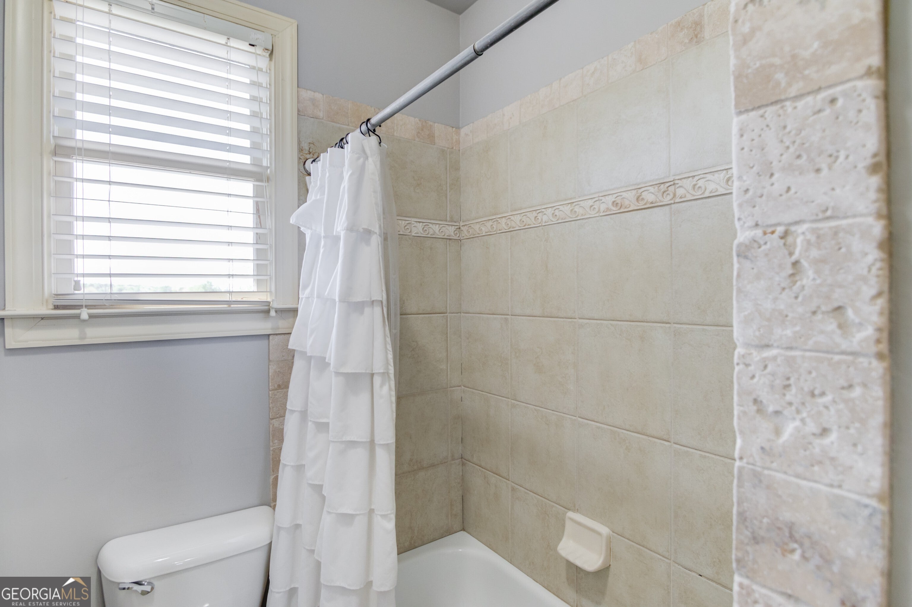 Cumming, Georgia, 30040, United States, 6 Bedrooms Bedrooms, ,7 BathroomsBathrooms,Residential,Active,1898201