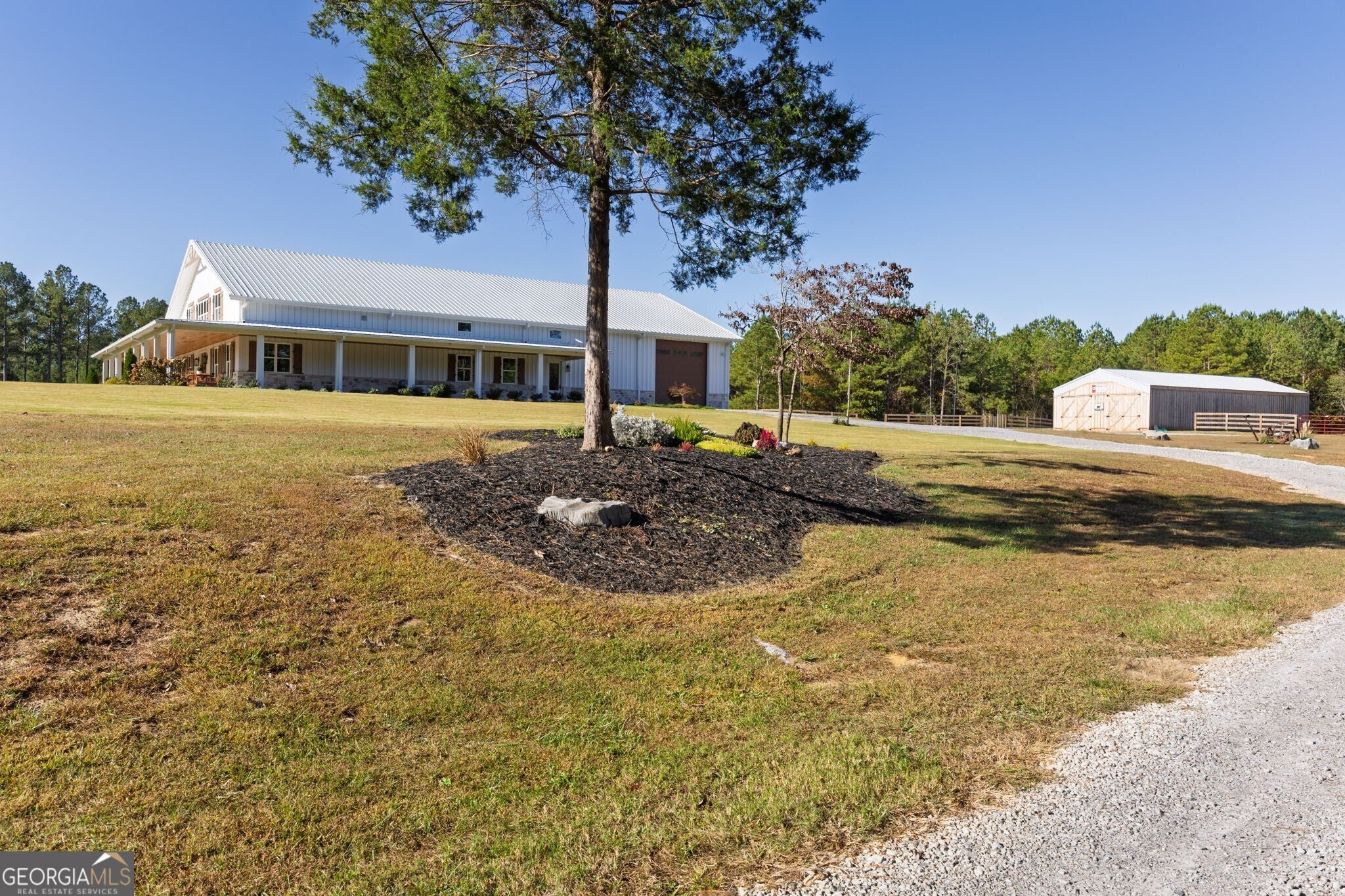 Rydal, Georgia, 30171, United States, 5 Bedrooms Bedrooms, ,5 BathroomsBathrooms,Residential,Active,1987251