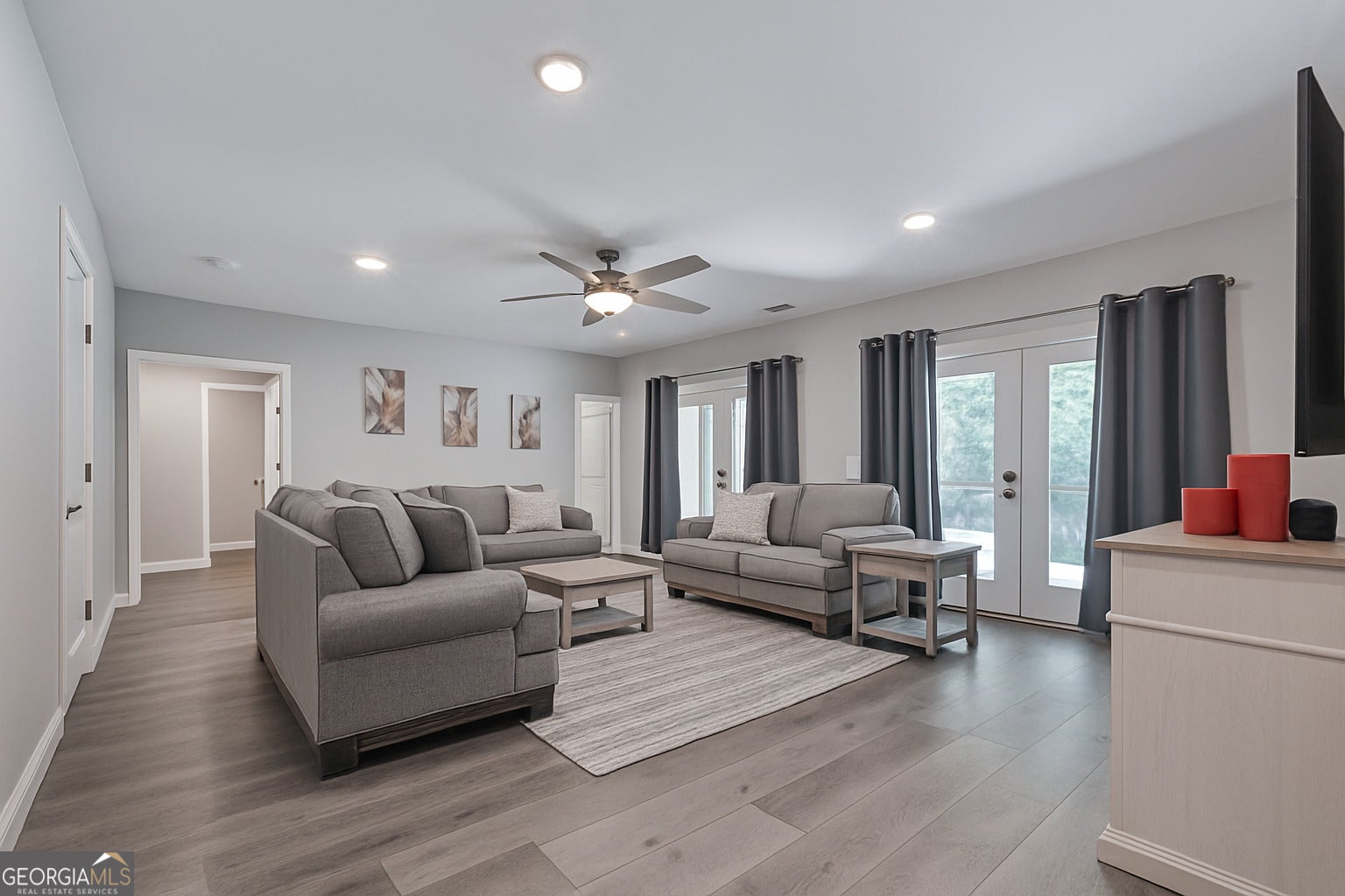 Ellijay, Georgia, 30540, United States, 4 Bedrooms Bedrooms, ,5 BathroomsBathrooms,Residential,Active,1913021