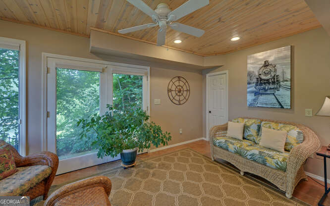 Hiawassee, Georgia, 30546, United States, 4 Bedrooms Bedrooms, ,3 BathroomsBathrooms,Residential,Active,1863272