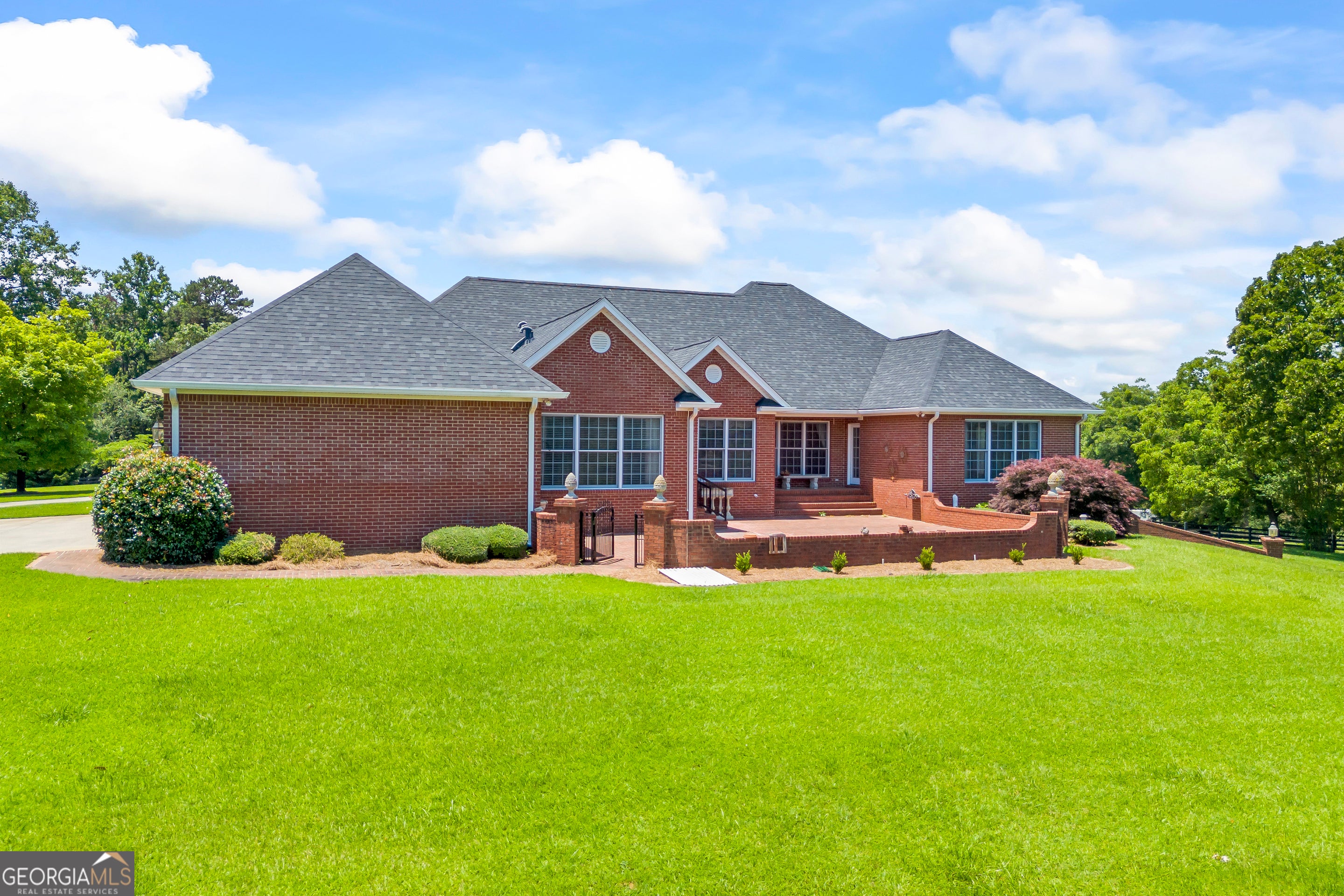 Lavonia, Georgia, 30553, United States, 5 Bedrooms Bedrooms, ,5 BathroomsBathrooms,Residential,Active,1862896