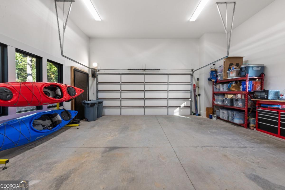 Ellijay, Georgia, 30536, United States, 3 Bedrooms Bedrooms, ,4 BathroomsBathrooms,Residential,Active,1968415