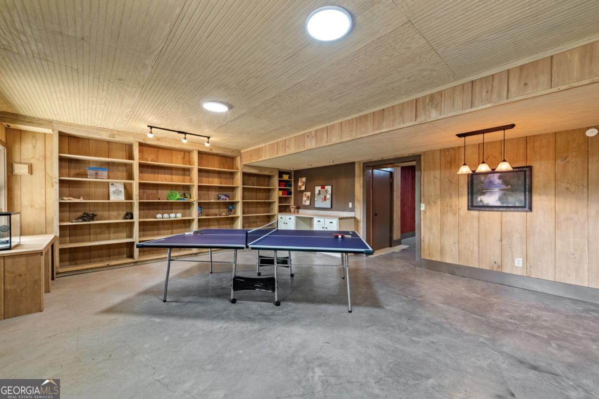 Ellijay, Georgia, 30536, United States, ,4 BathroomsBathrooms,Residential,Active,1806919