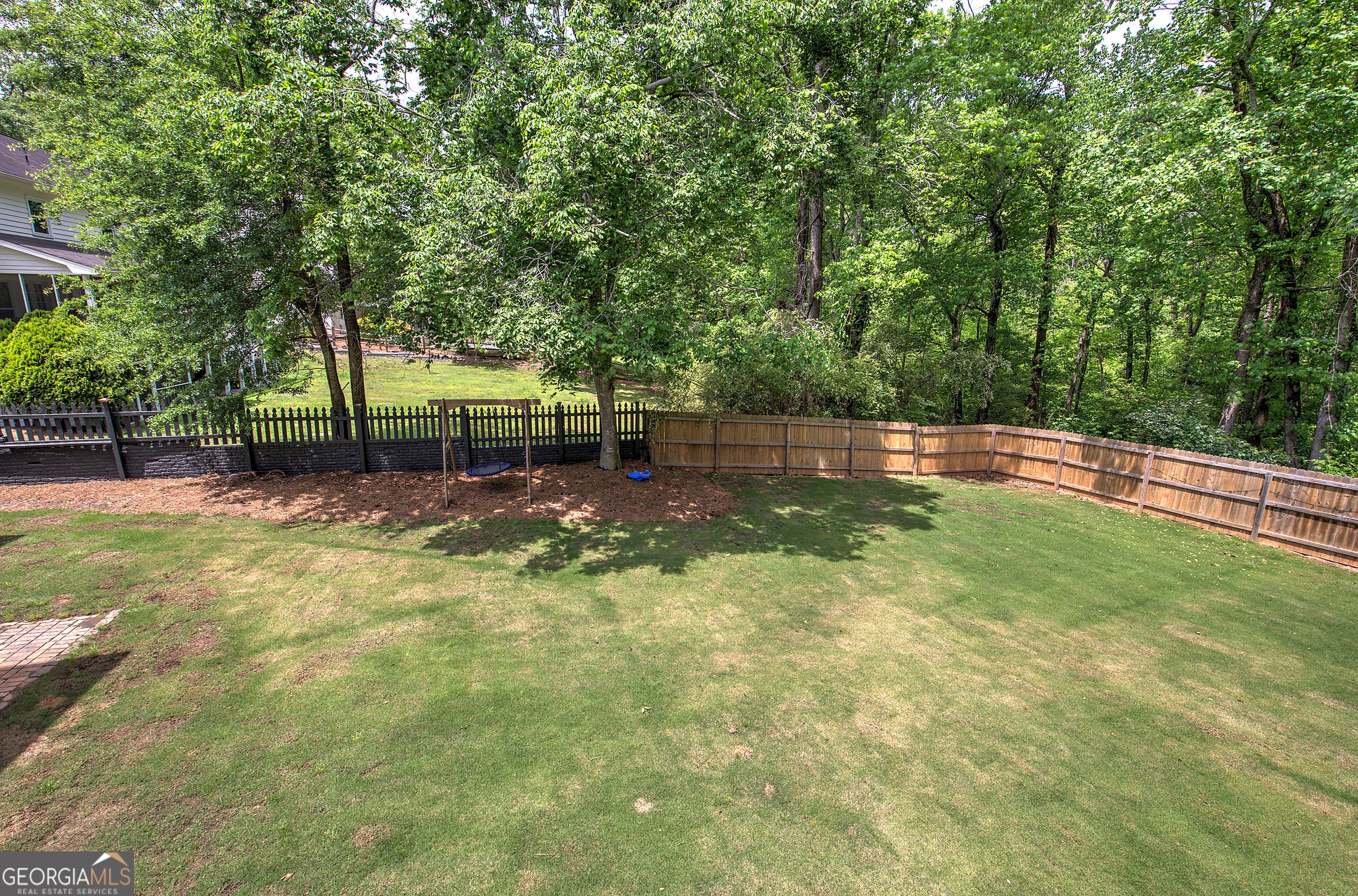 Marietta, Georgia, 30068, United States, 6 Bedrooms Bedrooms, ,5 BathroomsBathrooms,Residential,Active,2044581