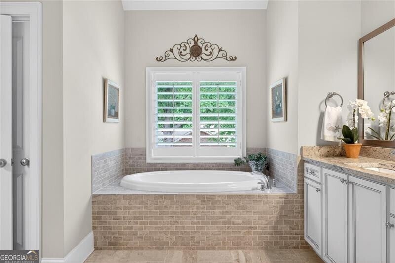 Berkeley Lake, Georgia, 30096, United States, 4 Bedrooms Bedrooms, ,6 BathroomsBathrooms,Residential,Active,2043794