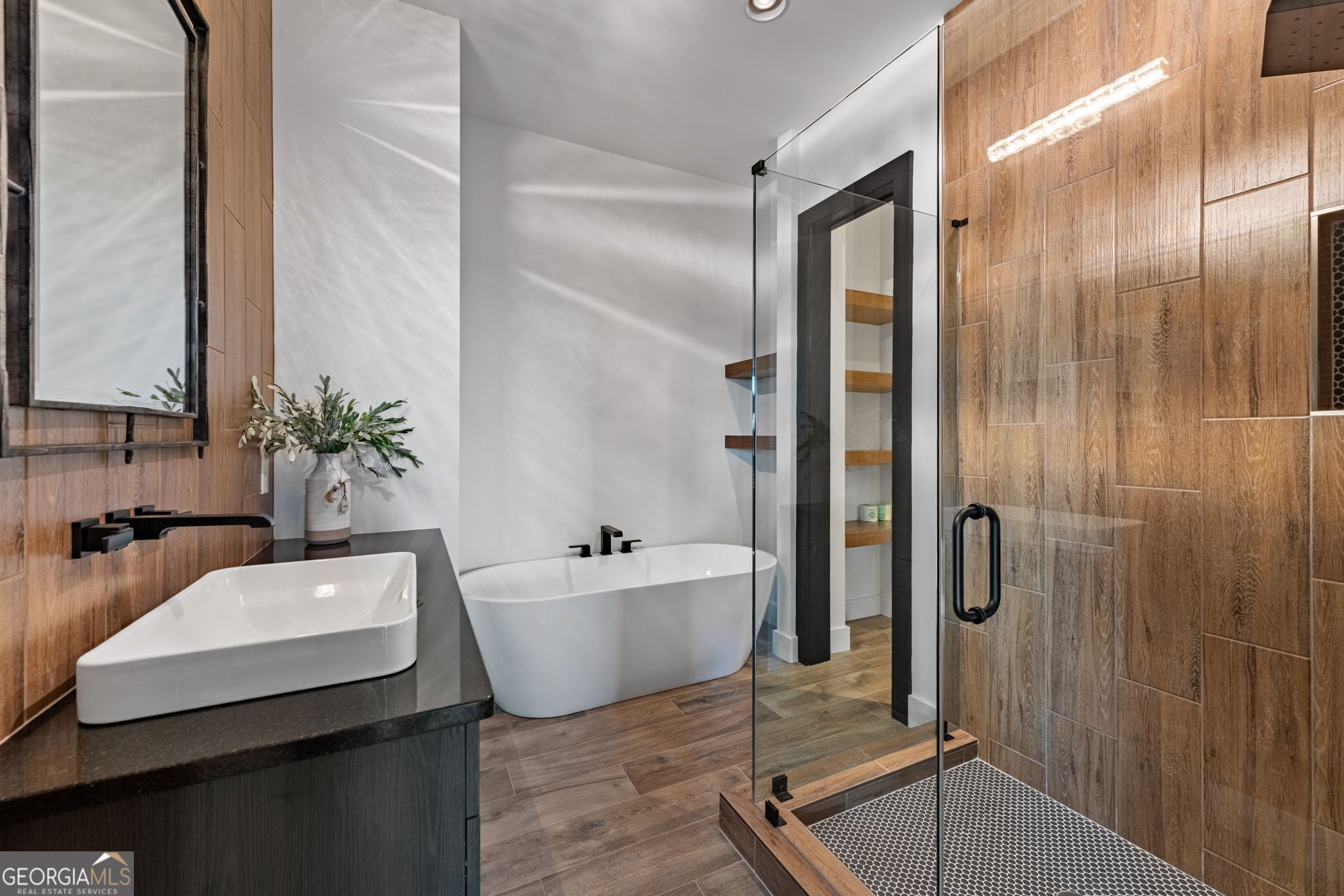 Ellijay, Georgia, 30540, United States, 4 Bedrooms Bedrooms, ,3 BathroomsBathrooms,Residential,Active,1986866