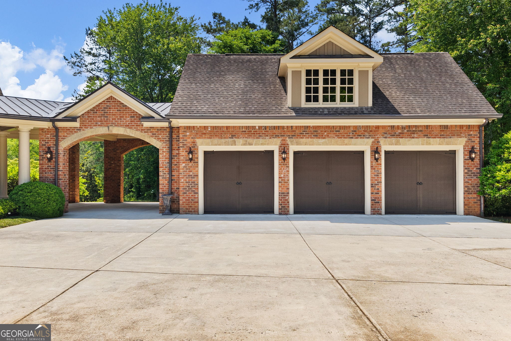 Kennesaw, Georgia, 30152, United States, 6 Bedrooms Bedrooms, ,10 BathroomsBathrooms,Residential,Active,2051971