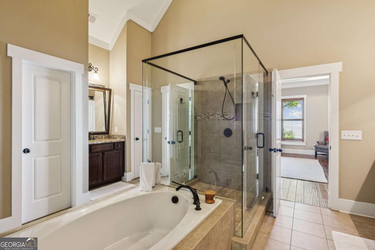 Big Canoe, Georgia, 30143, United States, 3 Bedrooms Bedrooms, ,4 BathroomsBathrooms,Residential,Active,2007174