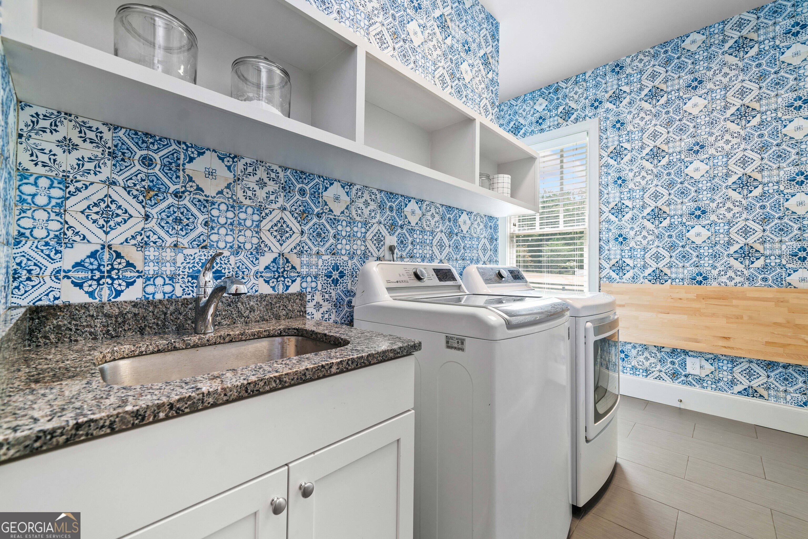 Milton, Georgia, 30004, United States, 5 Bedrooms Bedrooms, ,7 BathroomsBathrooms,Residential,Active,2011219