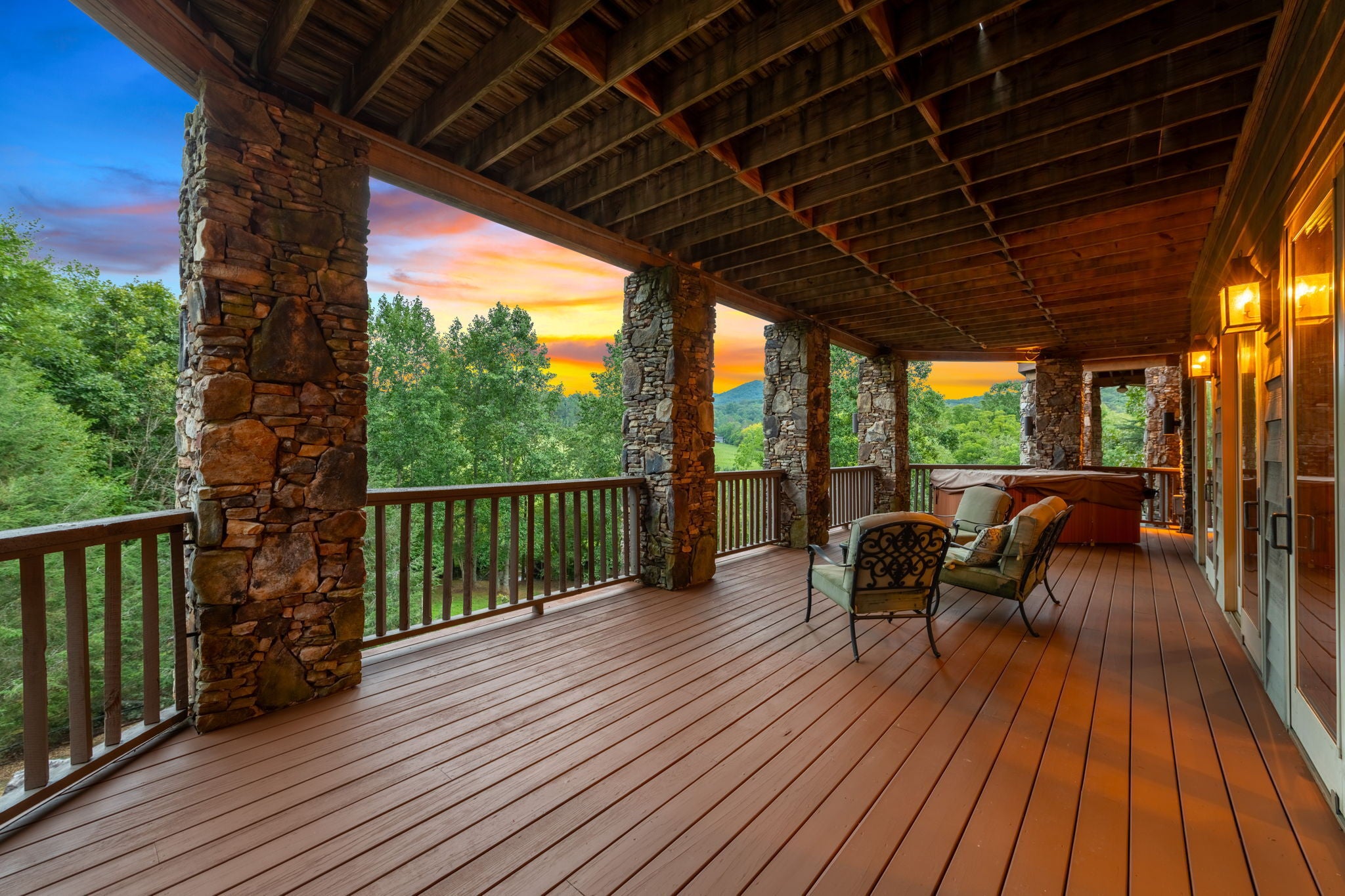 Young Harris, Georgia, 30582, United States, ,6 BathroomsBathrooms,Residential,Active,1703261