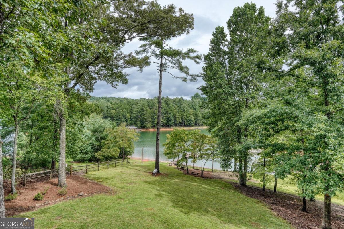 Blairsville, Georgia, 30512, United States, 4 Bedrooms Bedrooms, ,4 BathroomsBathrooms,Residential,Active,1926683