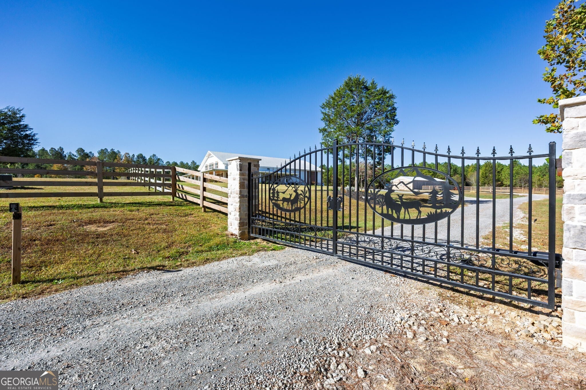 Rydal, Georgia, 30171, United States, 5 Bedrooms Bedrooms, ,5 BathroomsBathrooms,Residential,Active,1987251