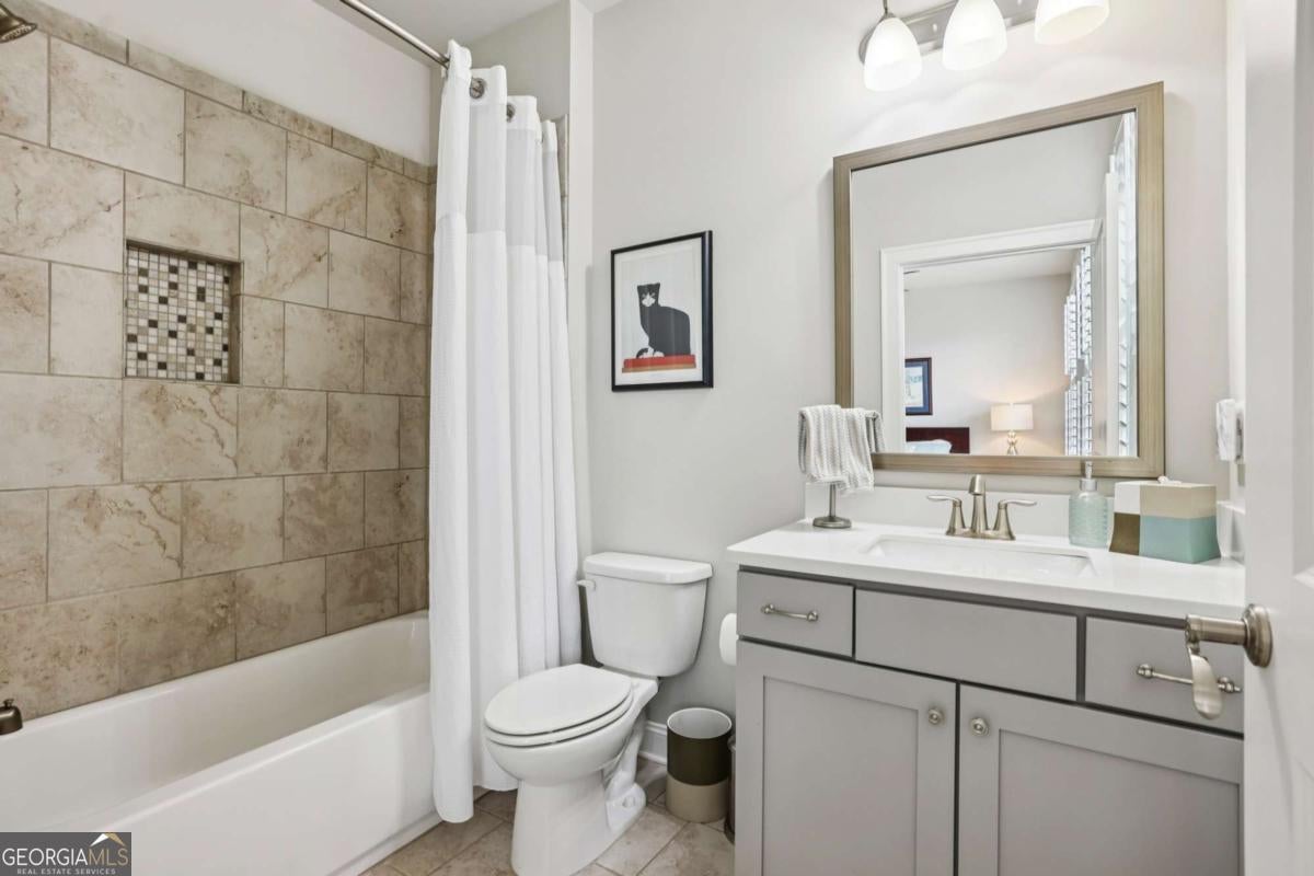 Alpharetta, Georgia, 30009, United States, 3 Bedrooms Bedrooms, ,4 BathroomsBathrooms,Residential,Active,1914849