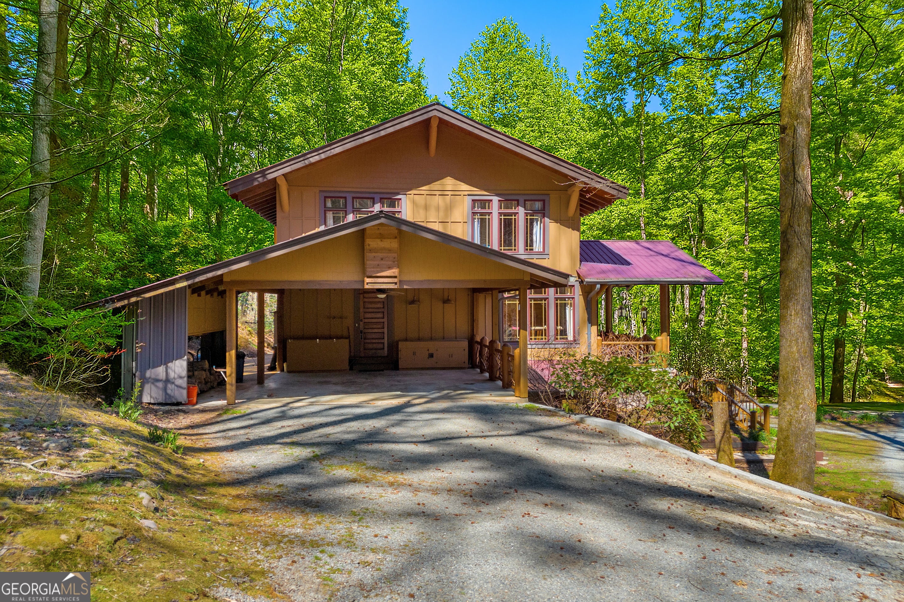 Cherry Log, Georgia, 30522, United States, 4 Bedrooms Bedrooms, ,5 BathroomsBathrooms,Residential,Active,2044142