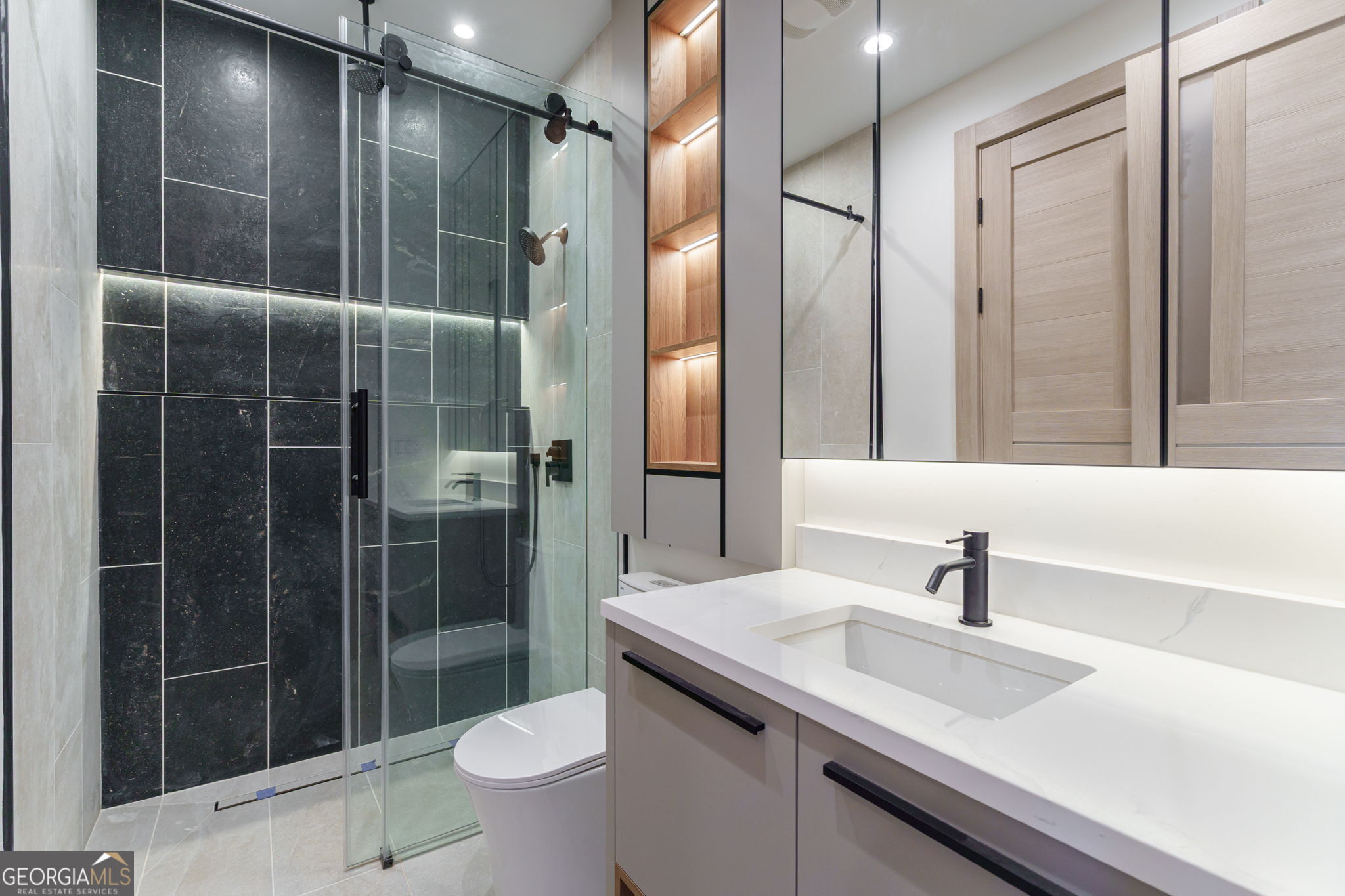 Cumming, Georgia, 30041, United States, 4 Bedrooms Bedrooms, ,4 BathroomsBathrooms,Residential,Active,1969675