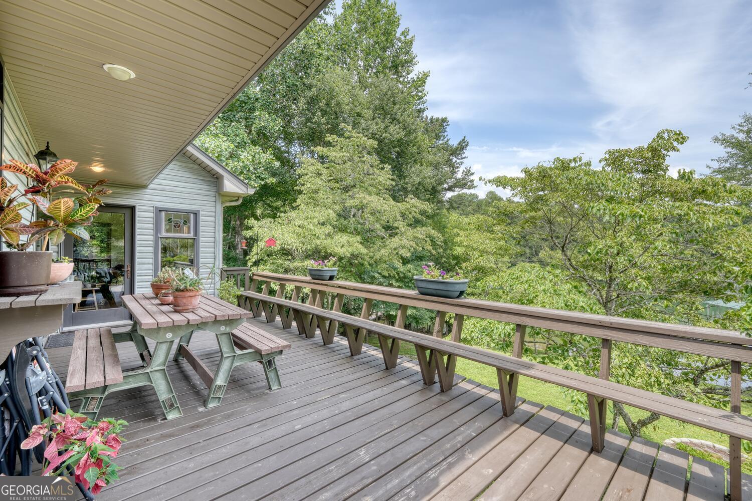 Blairsville, Georgia, 30512, United States, 3 Bedrooms Bedrooms, ,3 BathroomsBathrooms,Residential,Active,1898214
