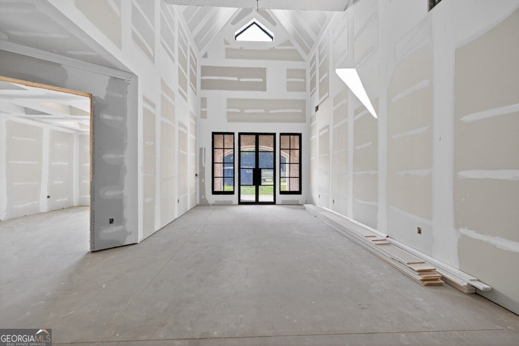 Loganville, Georgia, 30052, United States, 9 Bedrooms Bedrooms, ,10 BathroomsBathrooms,Residential,Active,1987263