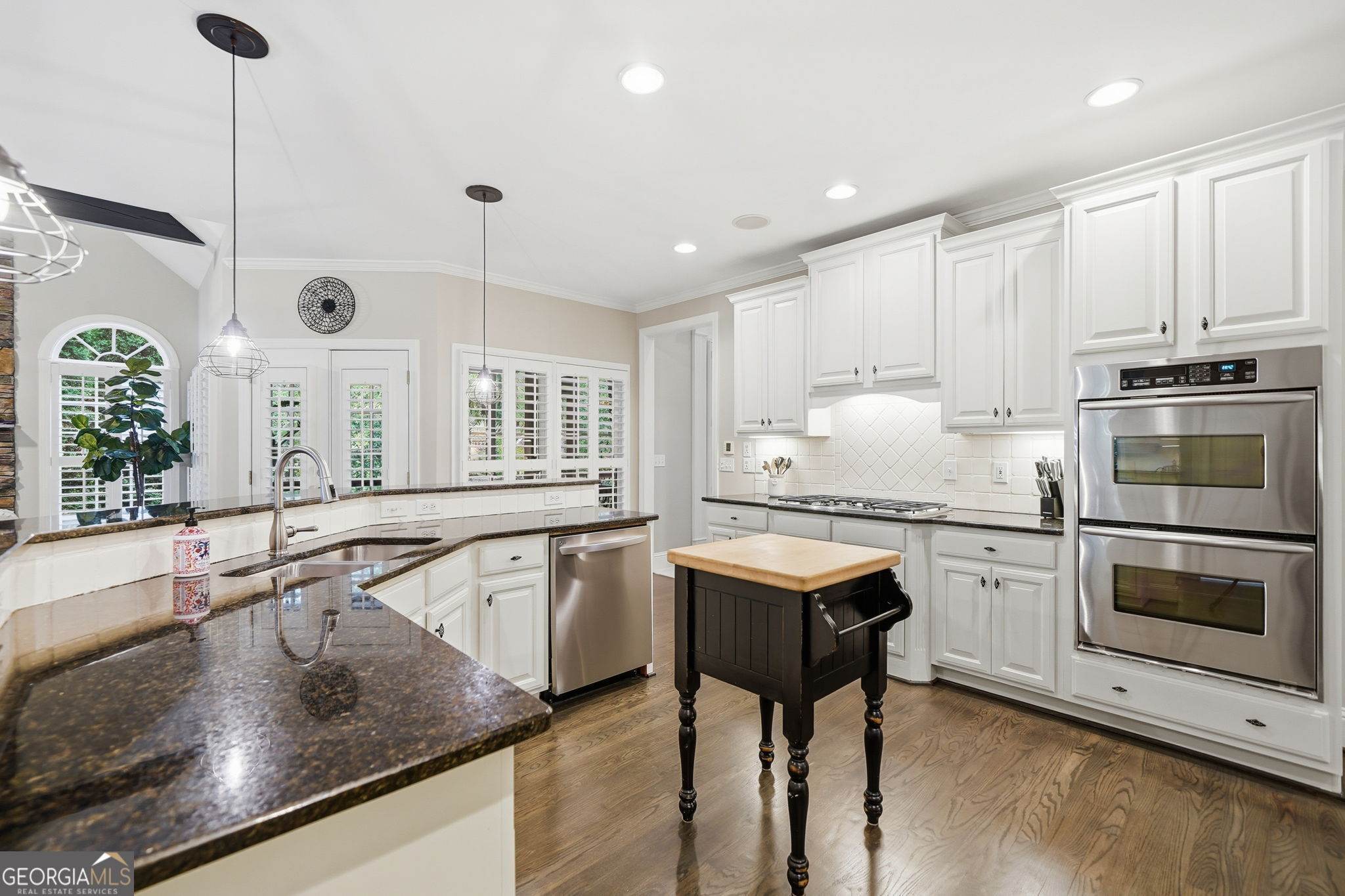 Canton, Georgia, 30114, United States, 6 Bedrooms Bedrooms, ,5 BathroomsBathrooms,Residential,Active,1972140