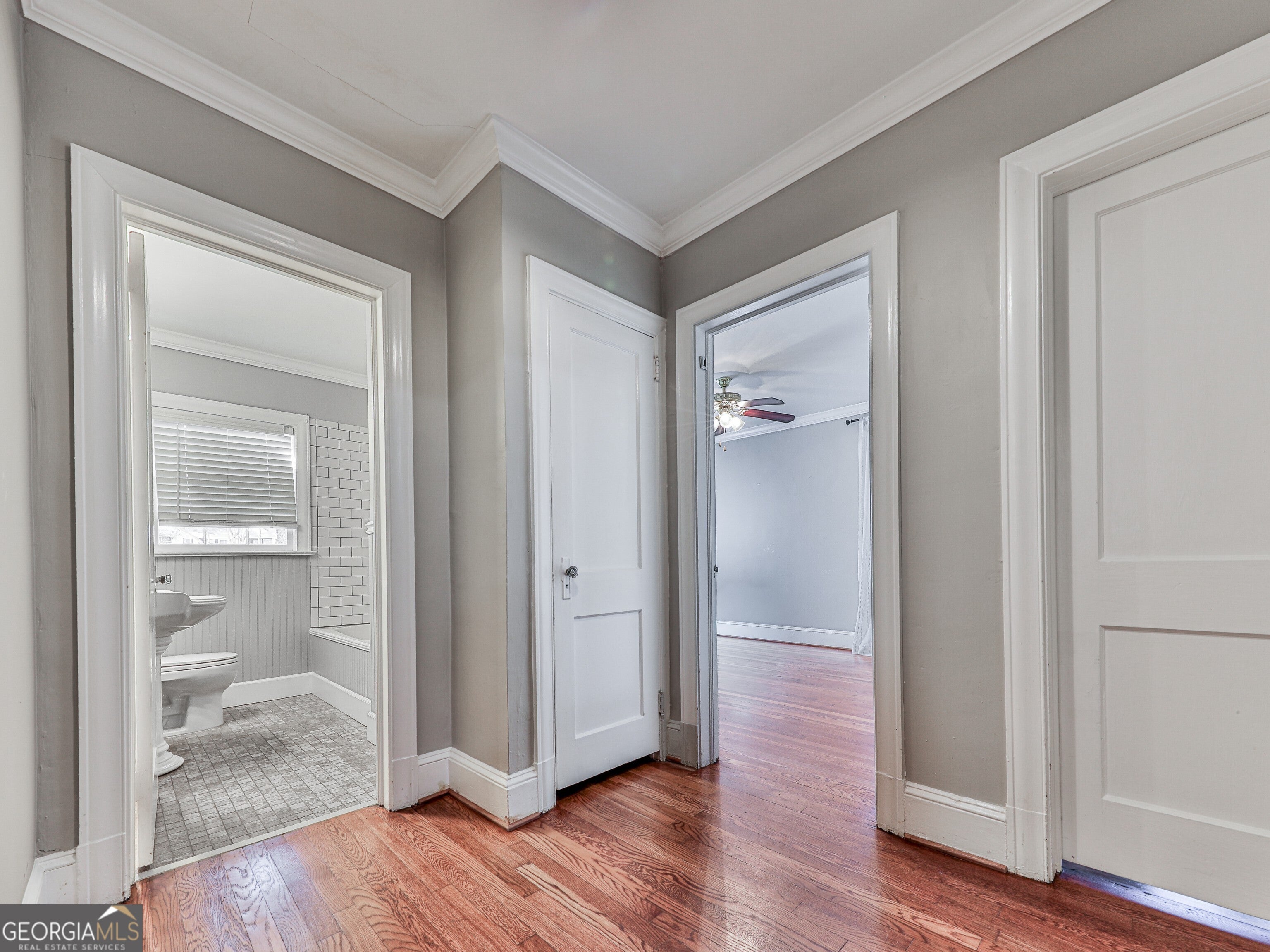 Atlanta, Georgia, 30305, United States, 5 Bedrooms Bedrooms, ,6 BathroomsBathrooms,Residential,Active,1988420