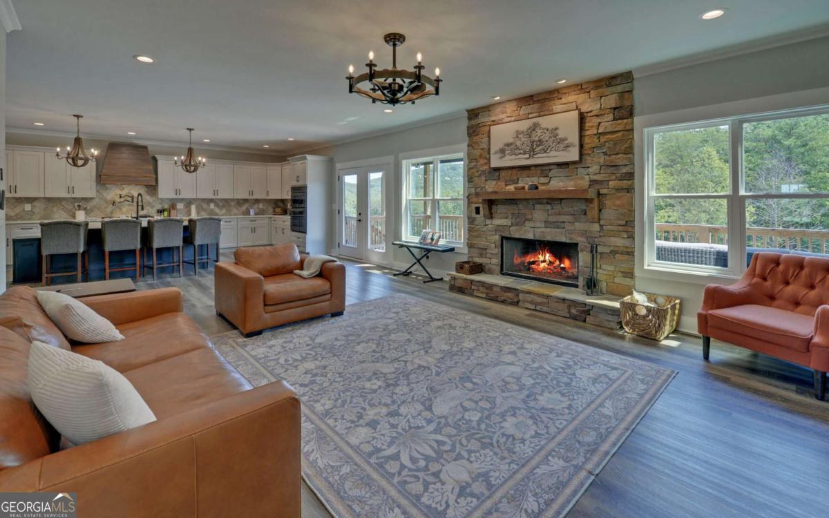 Jasper, Georgia, 30143, United States, 5 Bedrooms Bedrooms, ,5 BathroomsBathrooms,Residential,Active,1941117