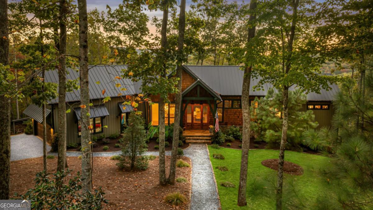 Ellijay, Georgia, 30536, United States, 3 Bedrooms Bedrooms, ,4 BathroomsBathrooms,Residential,Active,1968415