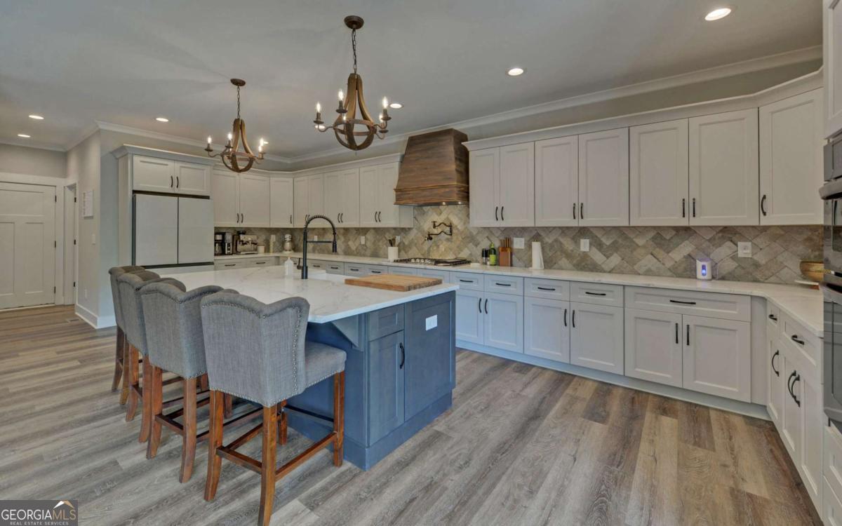 Jasper, Georgia, 30143, United States, 5 Bedrooms Bedrooms, ,5 BathroomsBathrooms,Residential,Active,1941117
