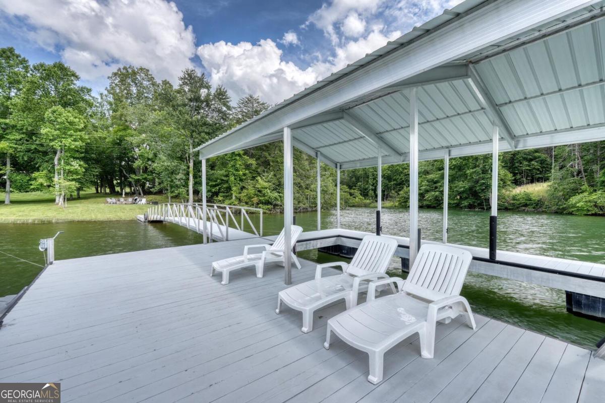 Blairsville, Georgia, 30512, United States, ,4 BathroomsBathrooms,Residential,Active,1852664